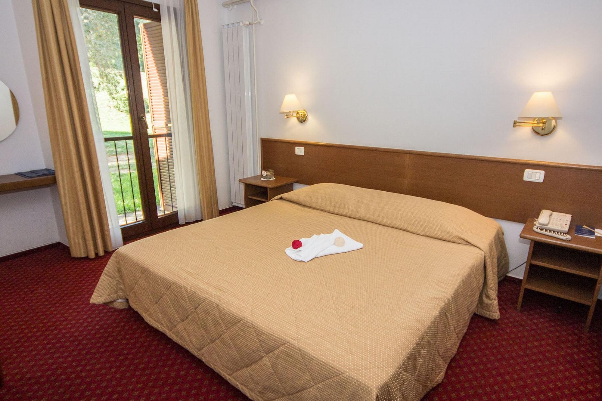 Hotel Vile Park Portoroz Exterior photo