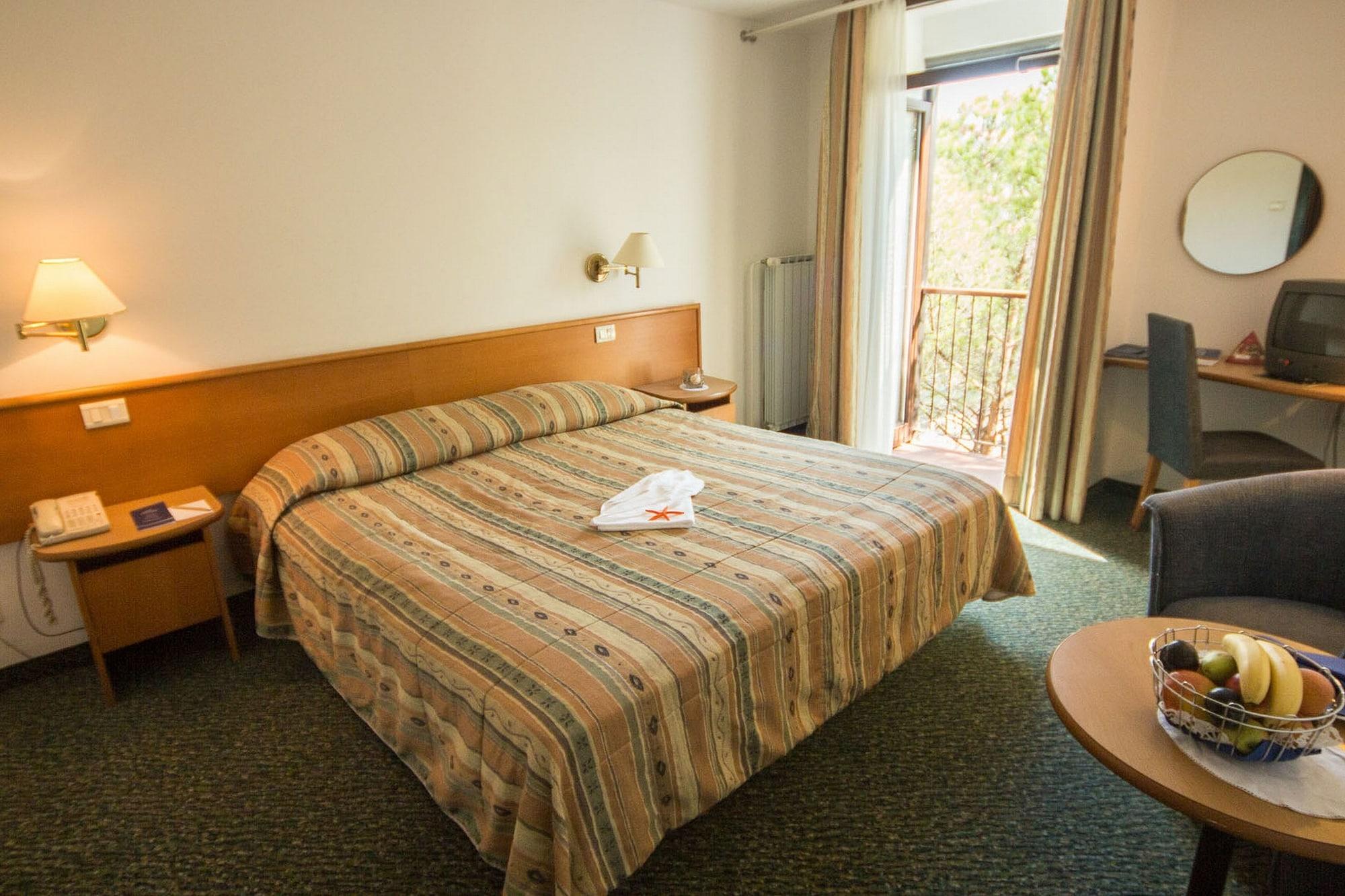 Hotel Vile Park Portoroz Exterior photo
